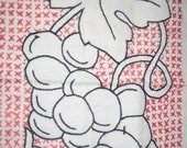 Tablecloth / linen / grapes / 40s / red and black