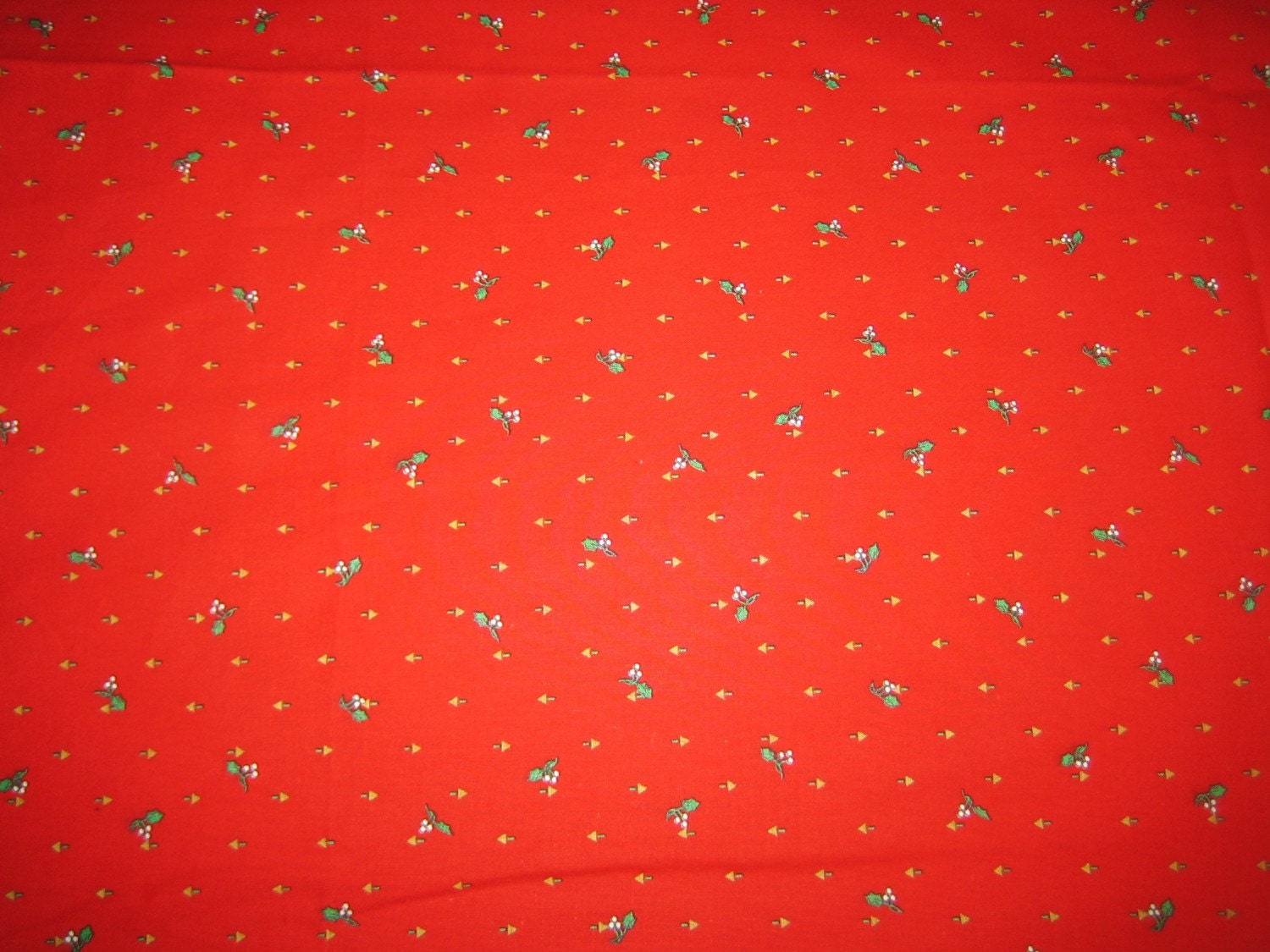 Mistletoe / cotton / Christmas / holiday / quilt / crafts / 4 plus yards