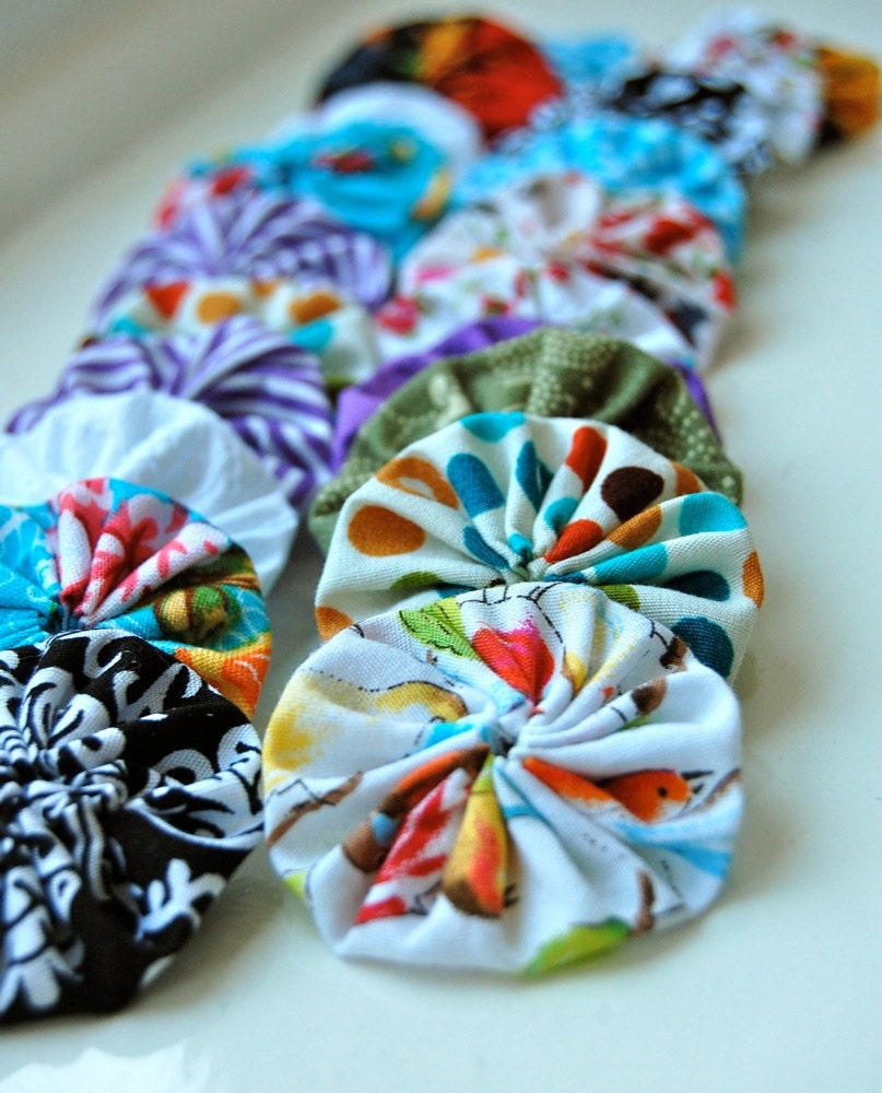 20 Handstitched Fabric Yo-Yo's