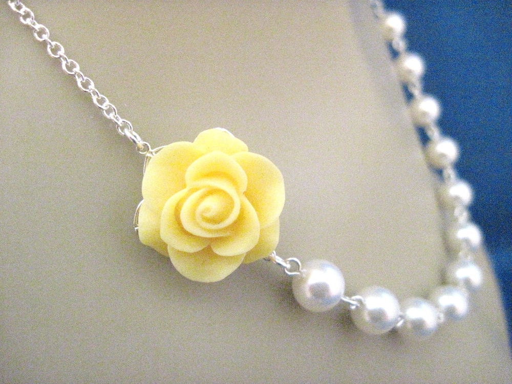 Bridesmaid Jewelry Yellow Beauty Rose and Pearl Wedding Necklace