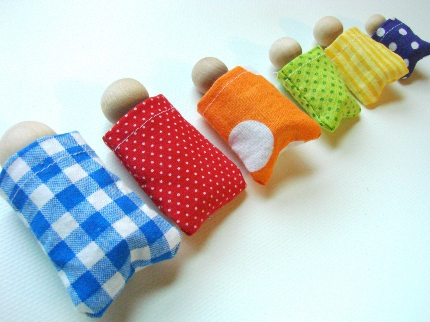 The Family Box - Wooden People Playset - A Montessori and Waldorf Inspired Natural Learning Toy