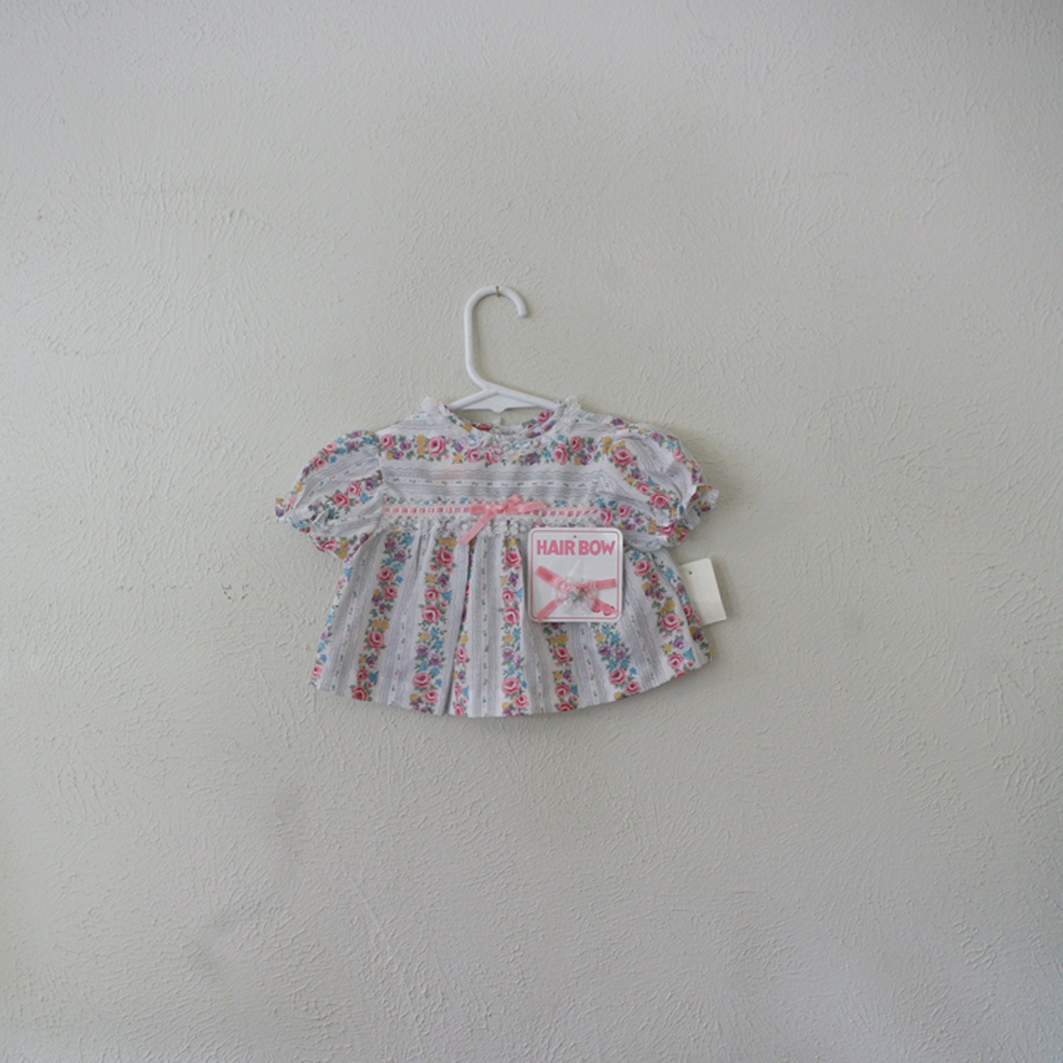 vintage baby girl flower and lace blouse w matching hair bow - olliesvintage