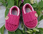 Baby booties little loafers strawberry and cream size 3/6 months