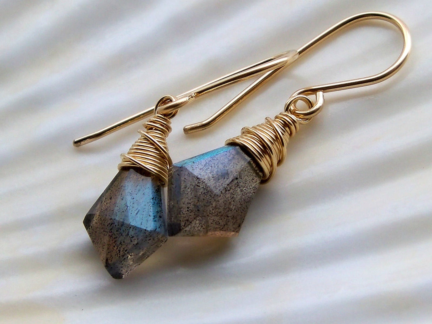 Velvety blue flash AAA labradorite briolette drop earrings - gold filled gemstone wire wrapped jewelry handmade - Spring jewelry