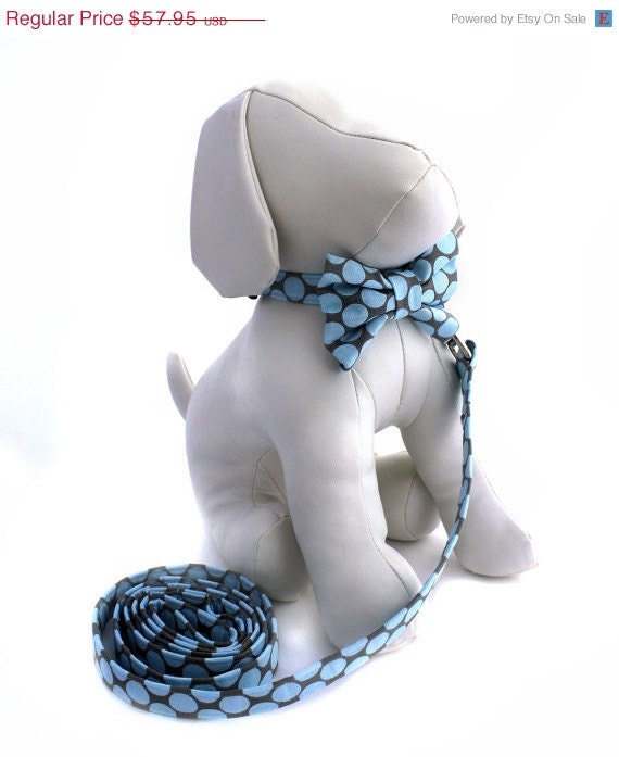 ON SALE.... Dog Collar, Bow Tie and Leash  Set.....Any Style in the Shop...Made to Order in Your Choice of Size