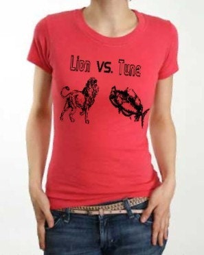 Small The Other Guys Ladies Funny Red Lion vs. Tuna tee T Shirt hilarious comedy flick movie line quote breathing apparatus original art