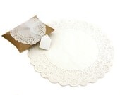12" Round Paper Doilies (25)