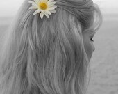 Two small yellow dasiy hair clips