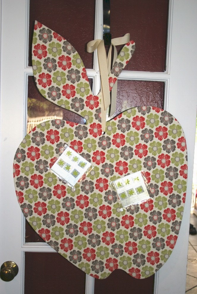 Magnetic Board Apple