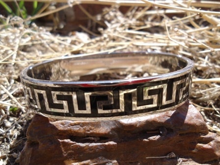 Greek Key Design Bracelet / 24