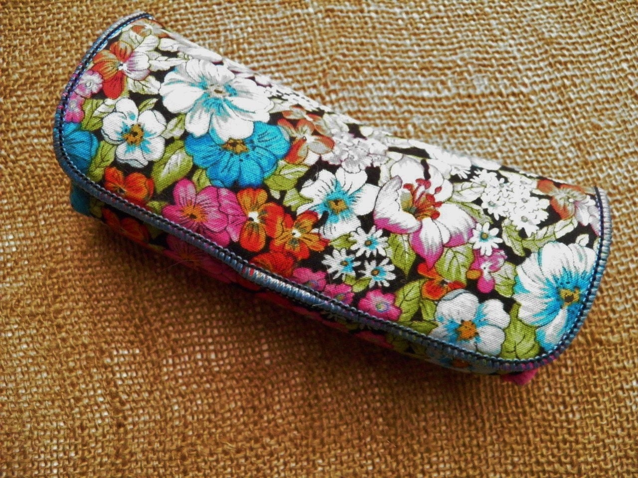 Vintage Floral Print Glasses Case