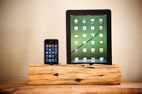 iPhone & iPad docking station