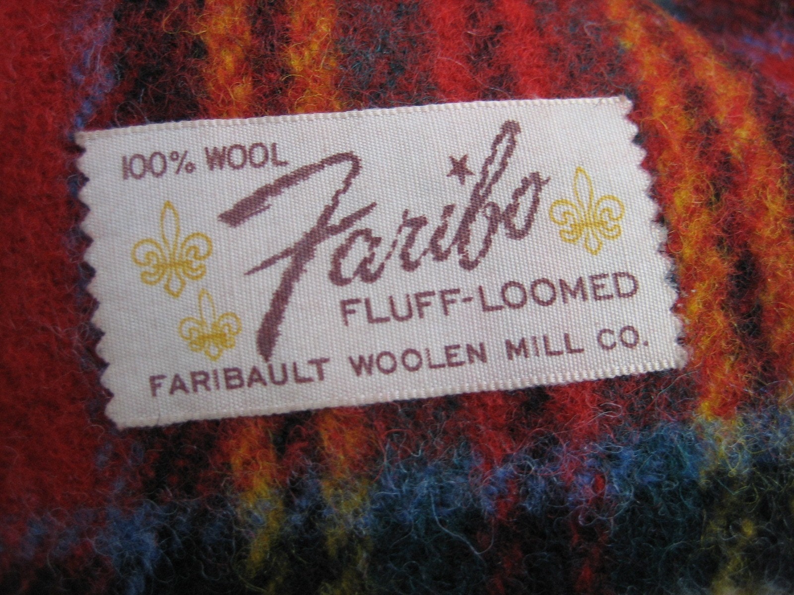 MINT CONDITION Vintage FARIBO Plaid Wool Carriage Blanket