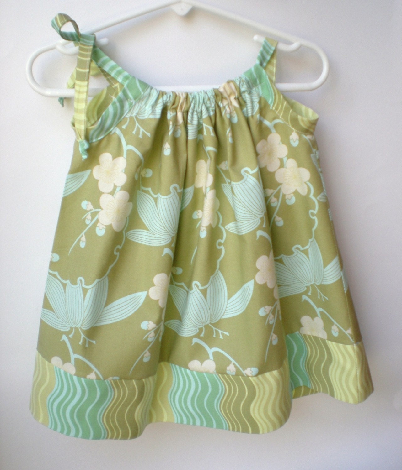 Girls Pillowcase Dress PDF Sewing Pattern and Tutorial (Sizes Nb-size 6)  - The BETSY DRESS