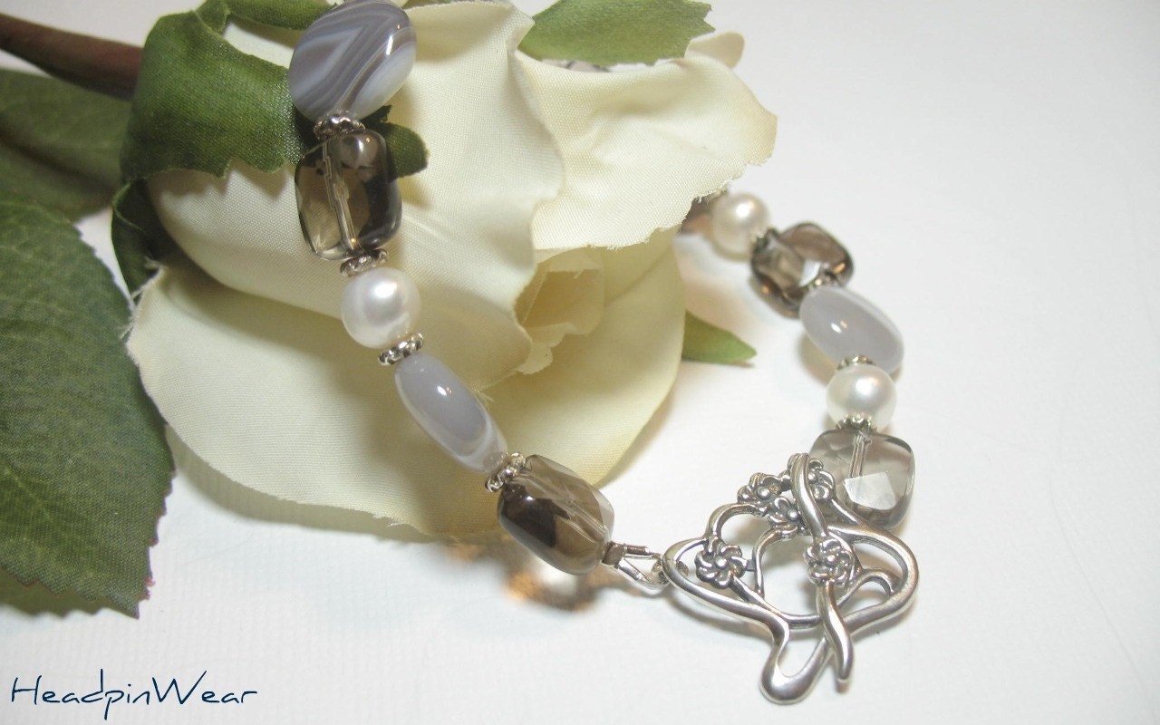Cultured Pearl Bracelet w Agate and Smoky Quartz