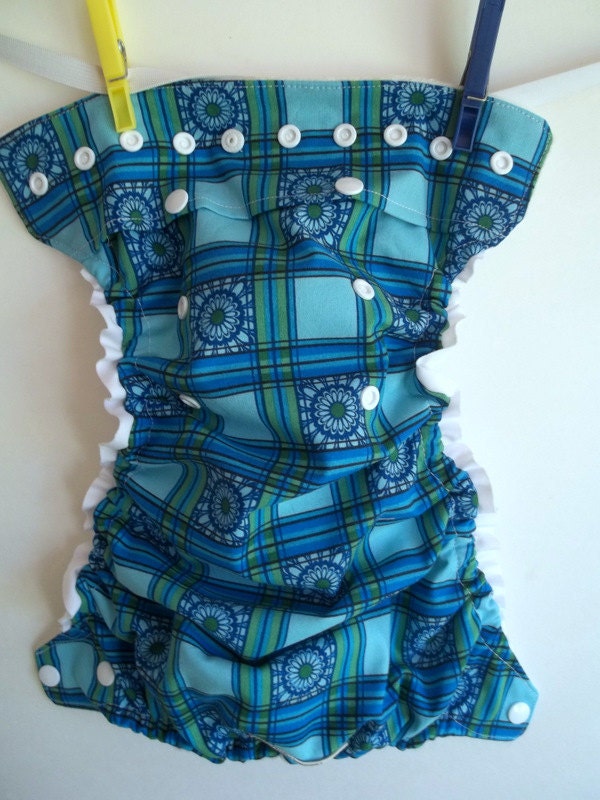 Sale Diaper One Size Pocket Cloth Diaper or AIO Snaps closure Baby Cloth Diaper Snaps All in One Cloth diaper , All in two Cloth diaper