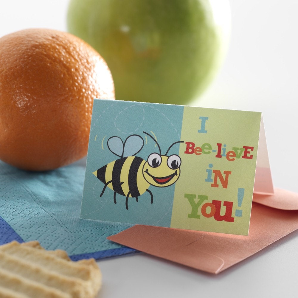 Kids Wee Tidings-12 mini note cards w/ envelopes packaged in a glass jar
