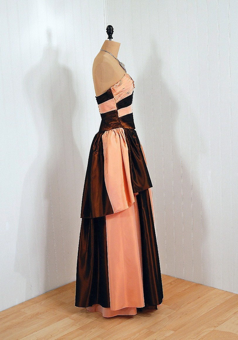 1950's Vintage Emma Domb Designer-Couture Iridescent Champagne-Peach and Copper-Bronze Ruched Strapless Rockabilly Princess Sculpted Side-Peplum Goddess Circle-Skirt Wedding Formal Evening Cocktail Party Dress Gown and Matching Shawl