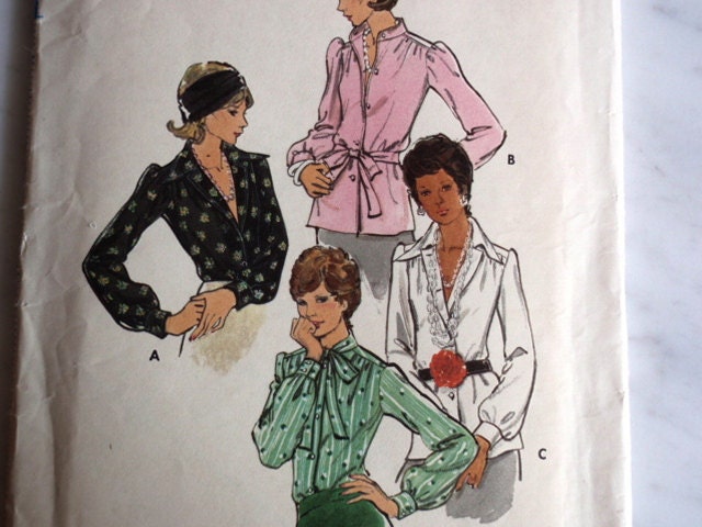 Blouse Pattern, Uncut Butterick 3220 Misses Blouse in size 14 in 4 variations