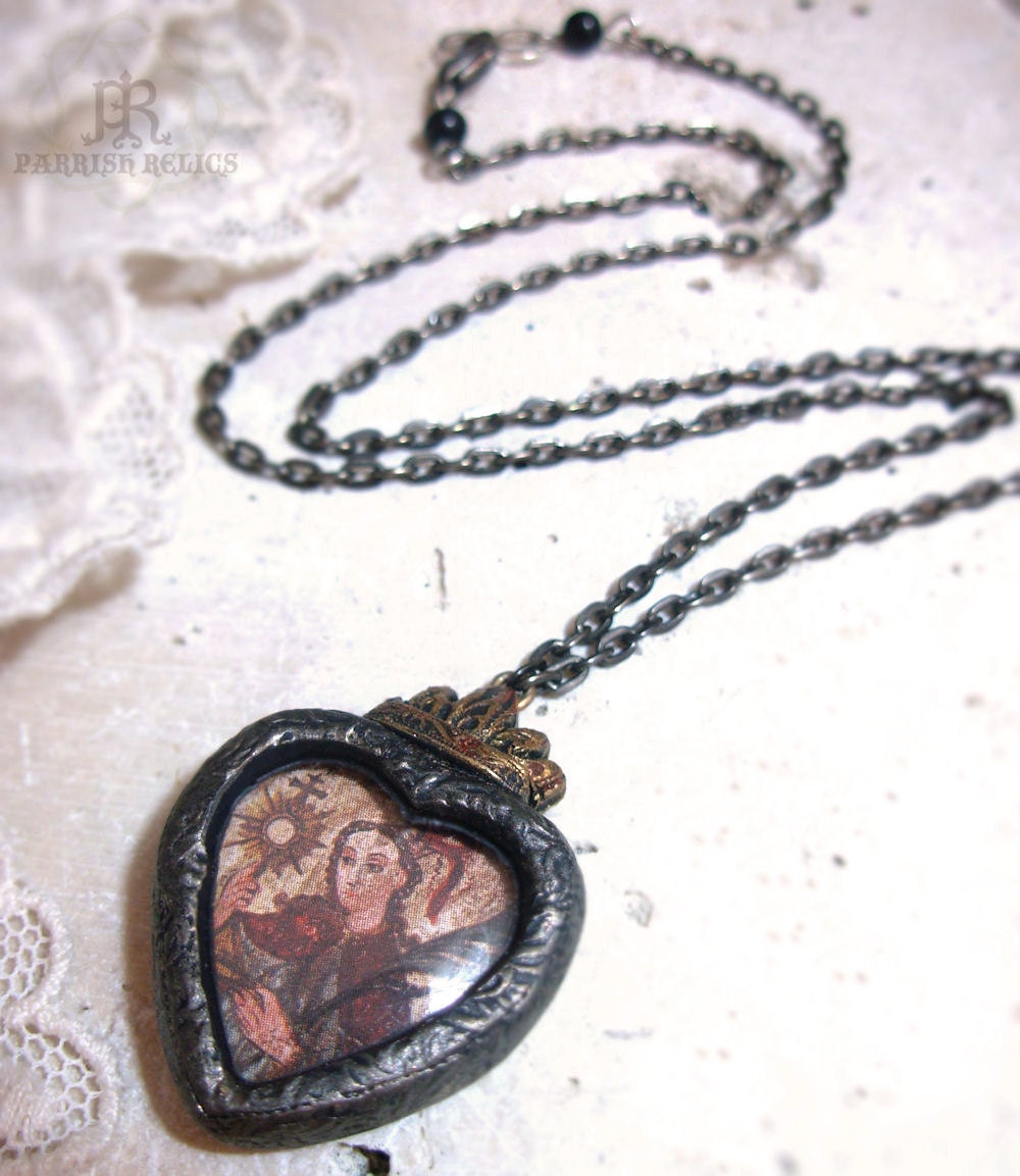 Icon - Sacred Heart Pictorial Necklace
