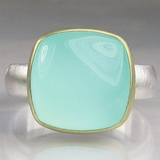 Sea Green Chalcedony Ring - 18k Gold an Sterling