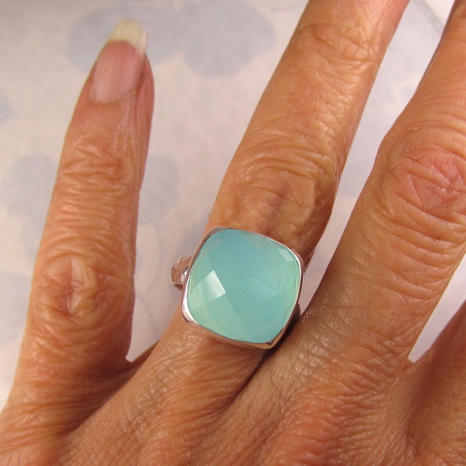 Sea Green Chalcedony Cocktail Ring