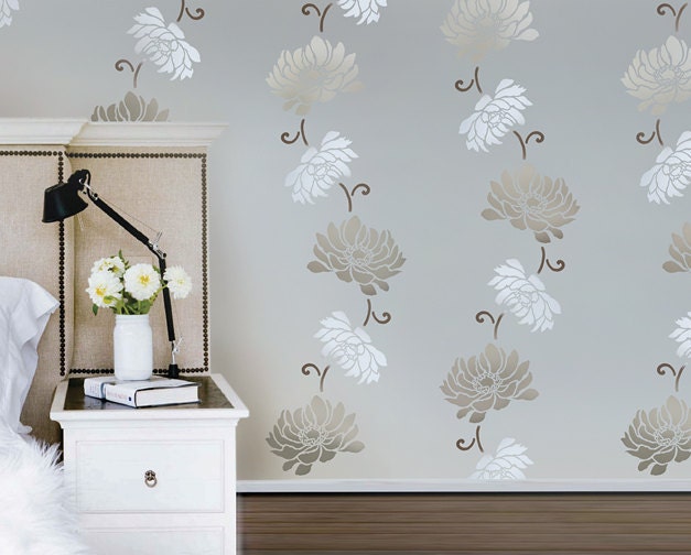 Flower Stencil Anemone Stripe - Easy wall decor with stencils - DIY home decor