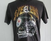 Pittsburgh Steelers Tee Distressed Faded Beat Up TShirt Pennsylvania XL