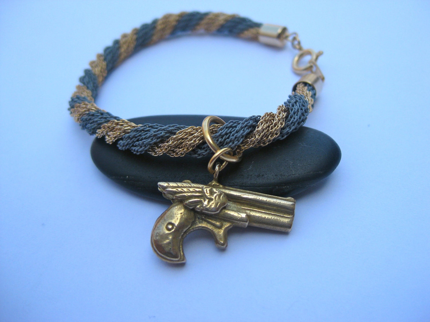 Fight or flight rope bracelet