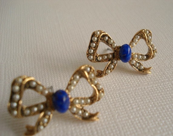 Vintage Gold Bow Pearl Earrings