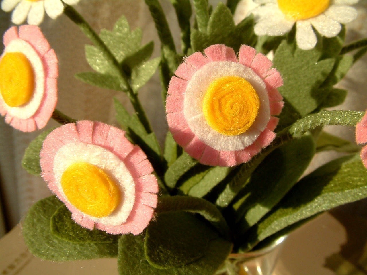 Daisy Bloom made from felt--Flower Arrangement,Dandelion--PDF Pattern and instructions via Email--P01