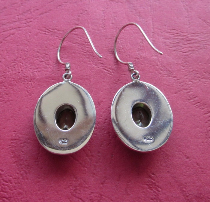 Wondrous Sterling Silver peridot dangle Earrings / 1.4 inch / Bali silver 925 / handmade jewelry.