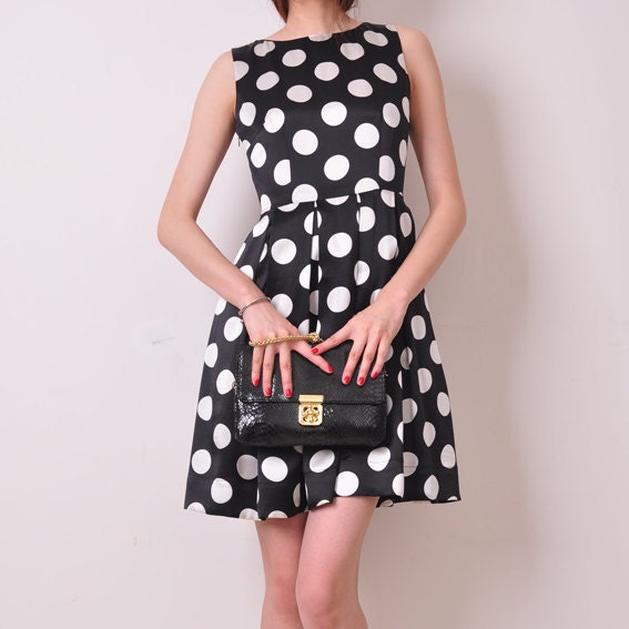 ONLY 1 Black White Dots Pure Silk Satin SleevesLessFull Pleats Fitted Cocktail Dress