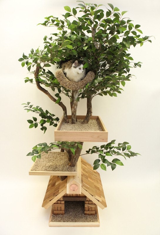 Adult (medium) Cat Tree House