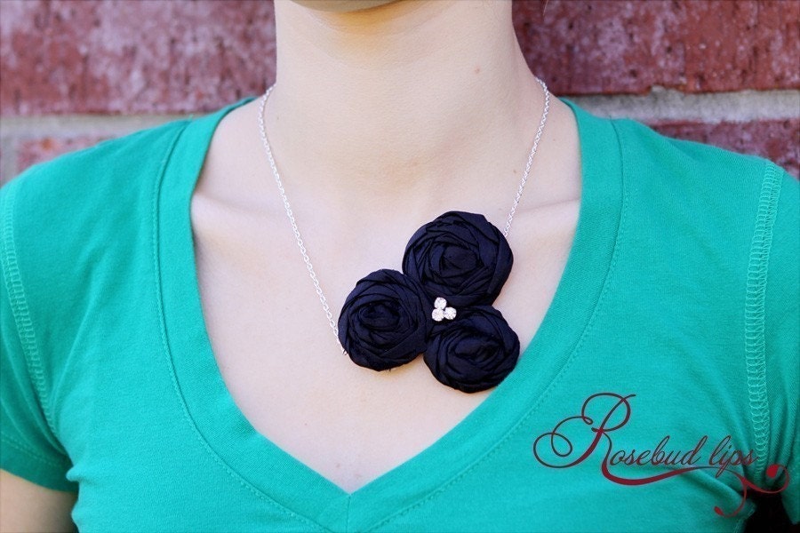 Black Silk Rose Necklace- The Mariliyn