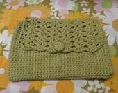 SALE, see shop annoucement. Handmade: clutch in celery...