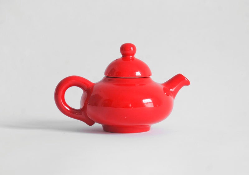 Vintage Red Ceramic Tea Pot - Mid Century, Modern, Retro, Kitchen, 1950's