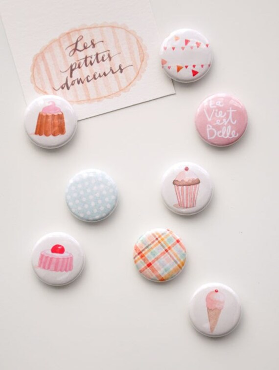 La vie est belle 1" Pinback Button Badge SET