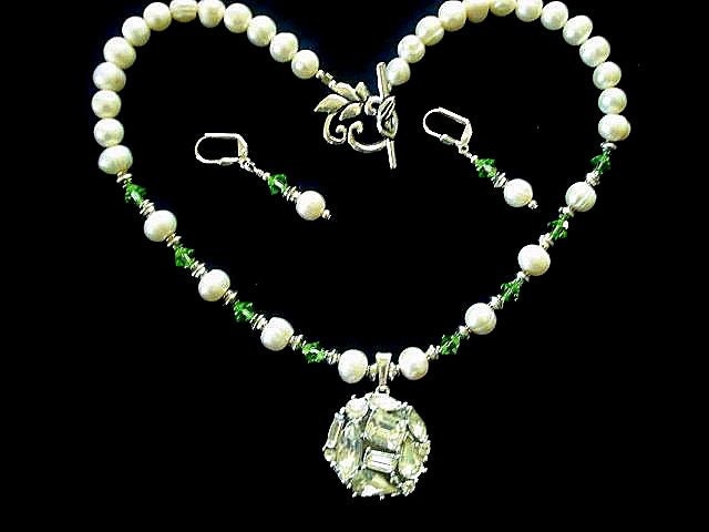 Freshwater Pearls and Peridot Crystal with Jeweled Pendant