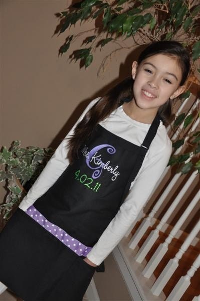 Personalized Embroidered Adult Apron layered Mommy Teacher Grandma GIFT Bride shower