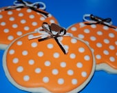 Polka Dotted Pumpkin Decorated Sugar Cookies (12)