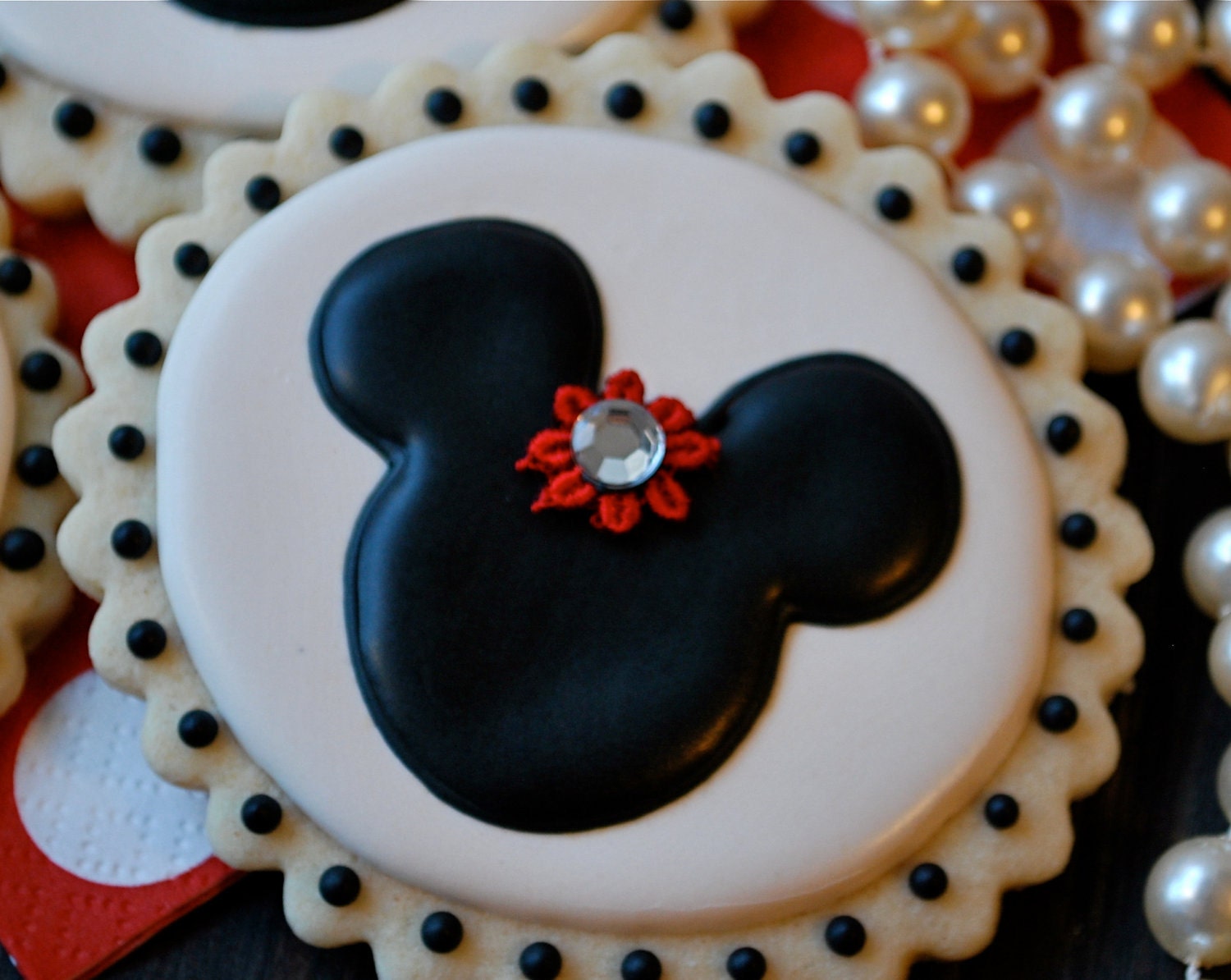 Minnie Mouse Decorated Sugar Cookies (12)