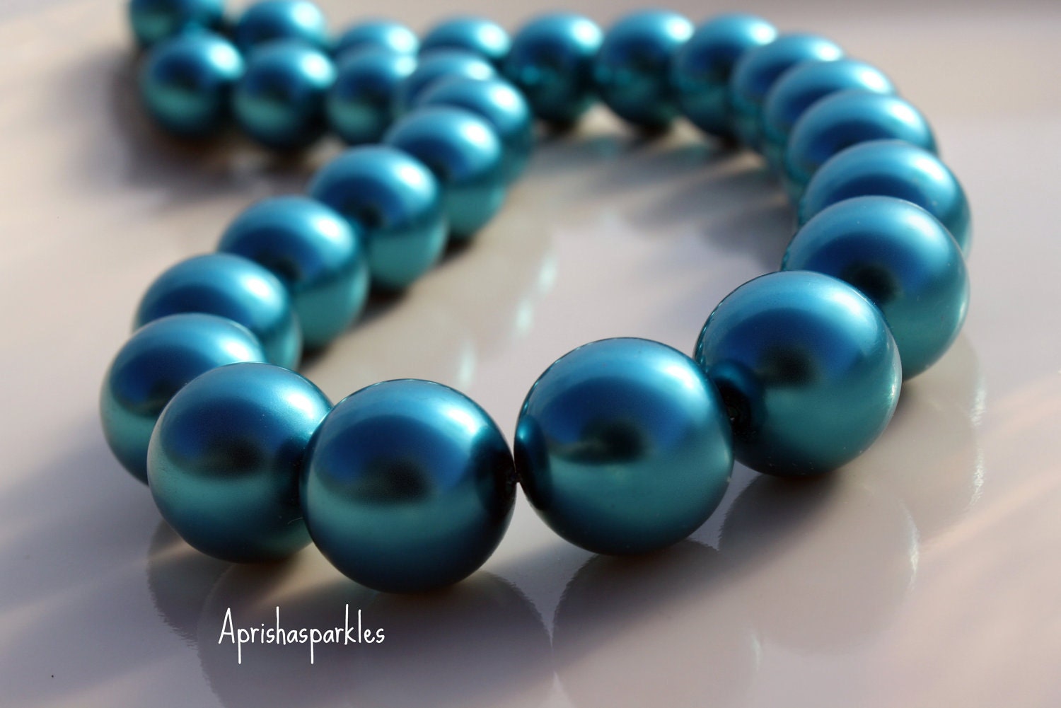 Montana Glass Pearls 16mm (6) Faux Pearl Glass Bleads Pearl Finish Bead Supply