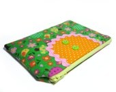 SALE Flannel Green Owl bibbed pouch