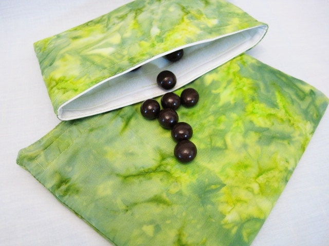 Lime Batik Reusable Sandwich and Snack Bag Set