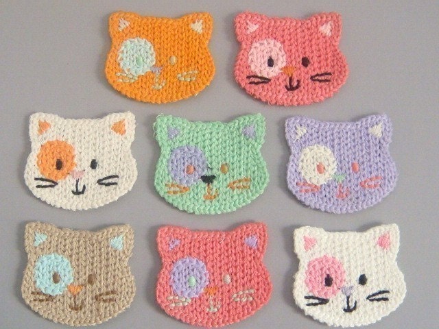 8 Crochet Cat Face Appliques 8 Colors EA139
