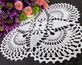 Pretty square doily