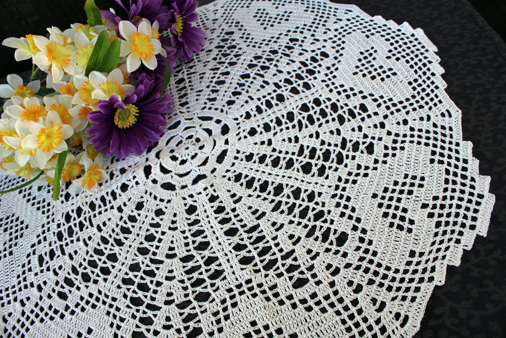 Heart Flowers Doily