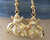 Bumble Bee - dangle earrings