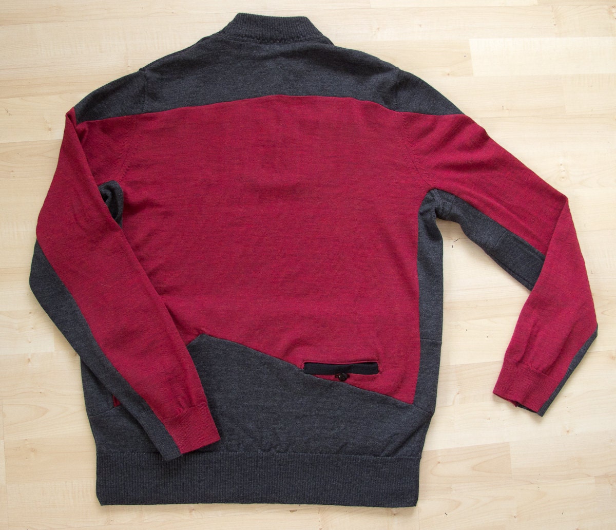 Upcycled Mens Star Trek Merino Wool Cycling Jersey (Red/Black)